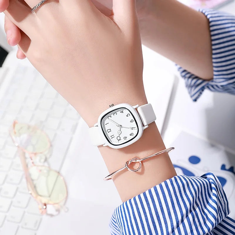 Fashion Brand Bear Women Quartz Watch 2024 Ladies Casual Silicone Jelly Watches Clock Girl Gift Zegarek Damski Mary's For You